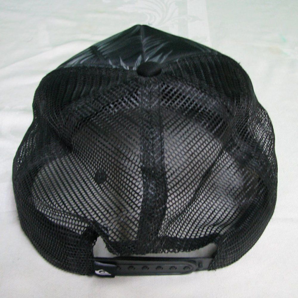 Quiksilver Mesh Snap-Back Hat - Picture 3 of 6